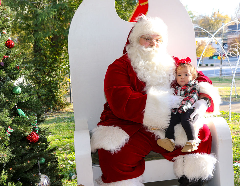 Winter Carnival _ Santa 11-24-19-8503.JPG